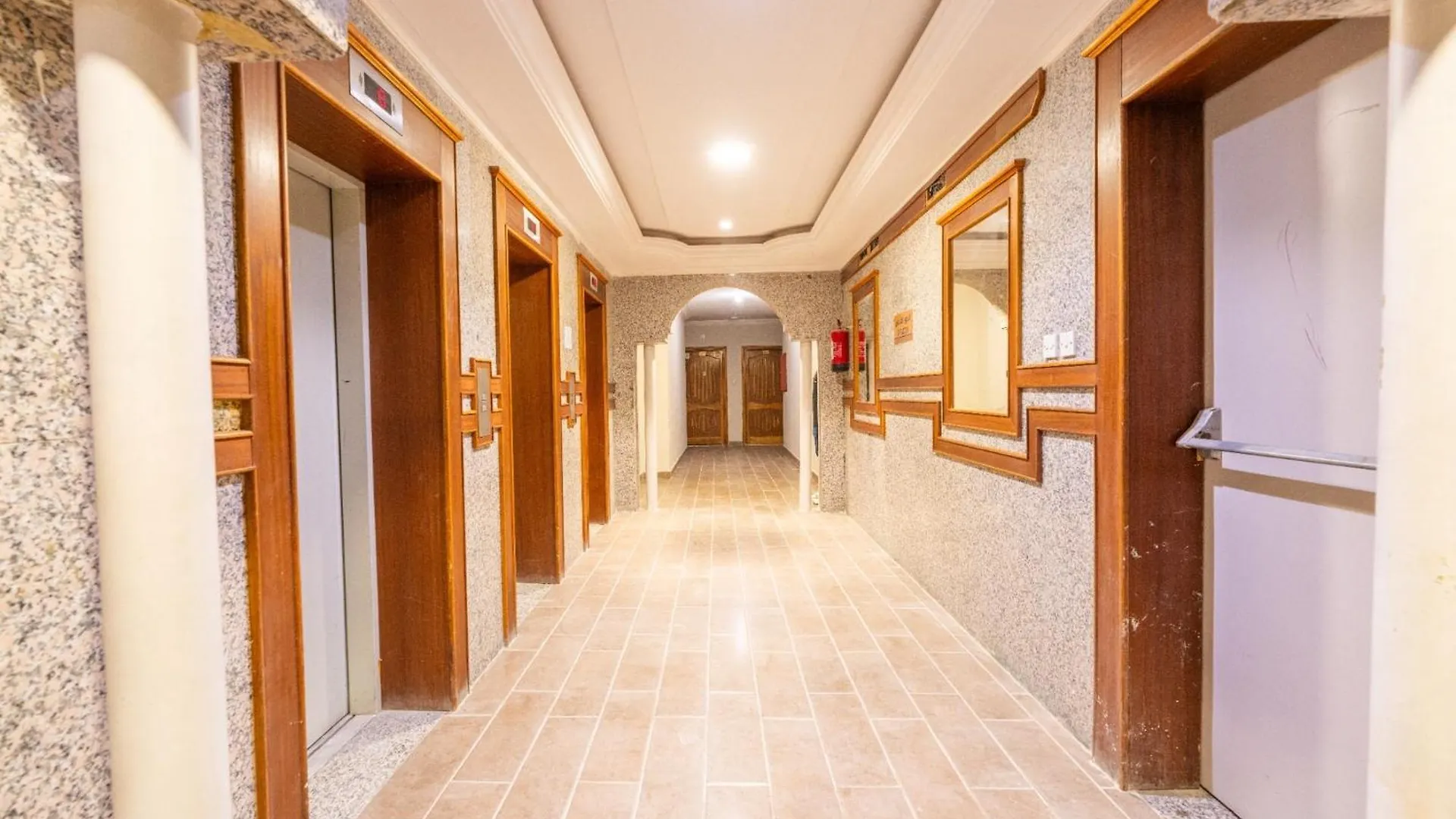 公寓 MeccaWorld Hospitality公寓